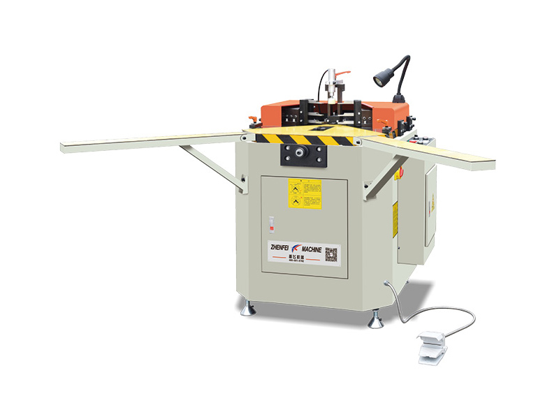 ZMA-140Z 铝门窗重型同步组角机